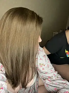 Snapshot of HellMoor chatting on January 19, 7:58 pm HellMoor online show from January 19, 7:58 pm