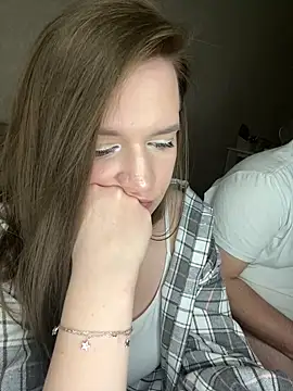 Snapshot of HellMoor chatting on January 26, 12:58 am HellMoor online show from January 26, 12:58 am