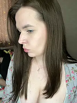 Snapshot of HellMoor chatting on February 28, 11:03 am HellMoor online show from February 28, 11:03 am