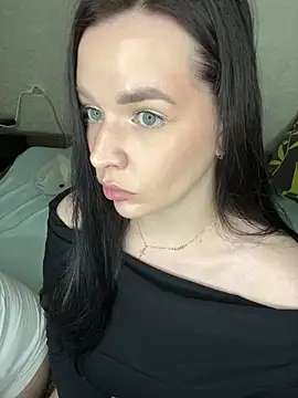 Snapshot of HellMoor chatting on September 10, 4:29 pm HellMoor online show from September 10, 4:29 pm