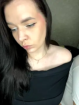 Snapshot of HellMoor chatting on September 12, 4:29 pm HellMoor online show from September 12, 4:29 pm