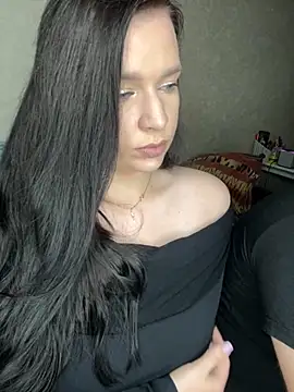 Snapshot of HellMoor chatting on September 16, 4:19 pm HellMoor online show from September 16, 4:19 pm