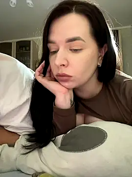 Snapshot of HellMoor chatting on September 19, 3:08 am HellMoor online show from September 19, 3:08 am