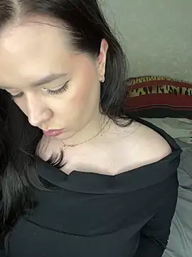 Snapshot of HellMoor chatting on September 25, 3:32 am HellMoor online show from September 25, 3:32 am