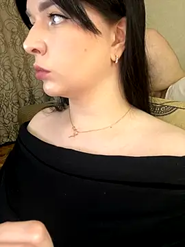 Snapshot of HellMoor chatting on November 20, 6:51 pm HellMoor online show from November 20, 6:51 pm