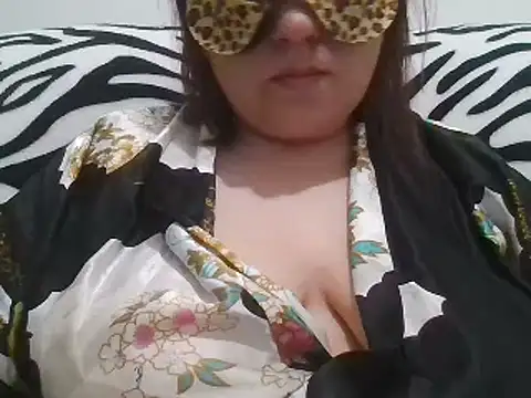 Snapshot of Mayallasexy chatting on December 18, 12:54 am Mayallasexy online show from December 18, 12:54 am