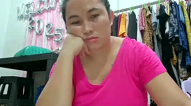 LalaiAsian online show from January 5, 7:17 pm