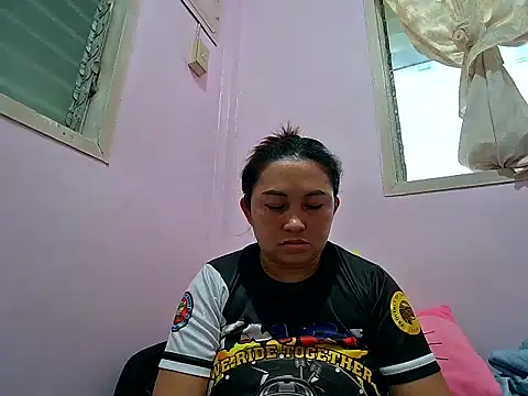 LalaiAsian online show from October 12, 8:35 am