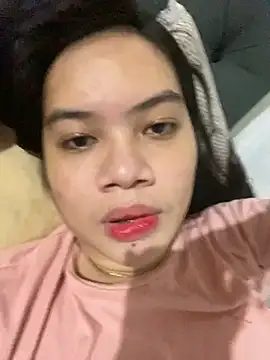 Hebefemme online show from February 25, 6:20 pm