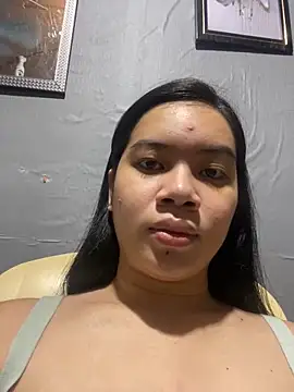 Hebefemme online show from March 7, 10:35 am