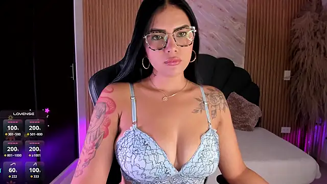 Snapshot of karol_green_ chatting on September 10, 1:38 am karol green online show from September 10, 1:38 am