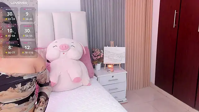 Skcarlet beckett online show from September 18, 2:08 pm