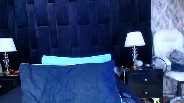 Snapshot of shelsyloreds chatting on February 28, 11:58 am shelsyloreds online show from February 28, 11:58 am