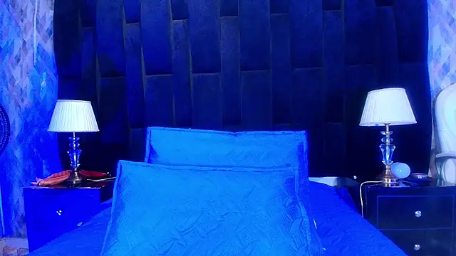 Snapshot of shelsyloreds chatting on March 1, 12:01 pm shelsyloreds online show from March 1, 12:01 pm