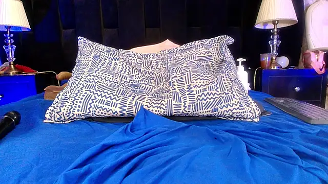 Snapshot of shelsyloreds chatting on March 3, 6:22 pm shelsyloreds online show from March 3, 6:22 pm