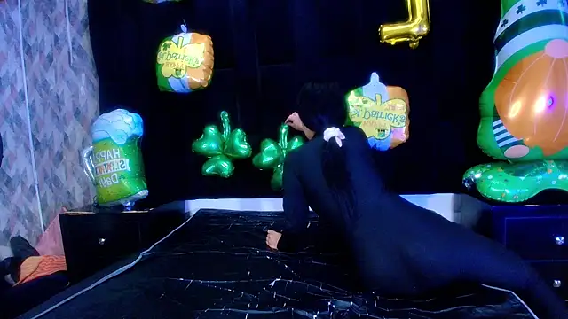 Snapshot of shelsyloreds chatting on March 14, 11:56 am shelsyloreds online show from March 14, 11:56 am