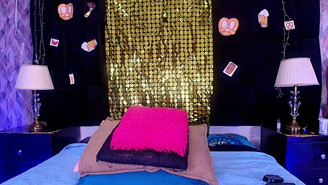 Snapshot of shelsyloreds chatting on September 17, 11:56 am shelsyloreds online show from September 17, 11:56 am