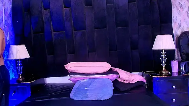 Snapshot of shelsyloreds chatting on September 27, 11:59 am shelsyloreds online show from September 27, 11:59 am