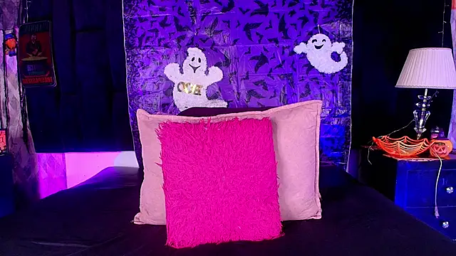 Snapshot of shelsyloreds chatting on October 25, 12:02 pm shelsyloreds online show from October 25, 12:02 pm