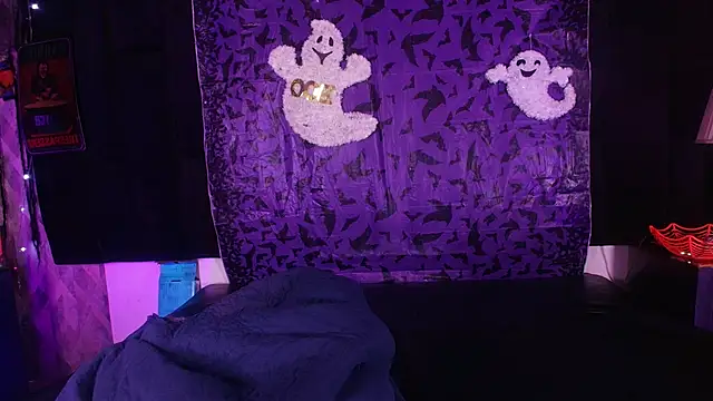 Snapshot of shelsyloreds chatting on November 1, 11:56 am shelsyloreds online show from November 1, 11:56 am