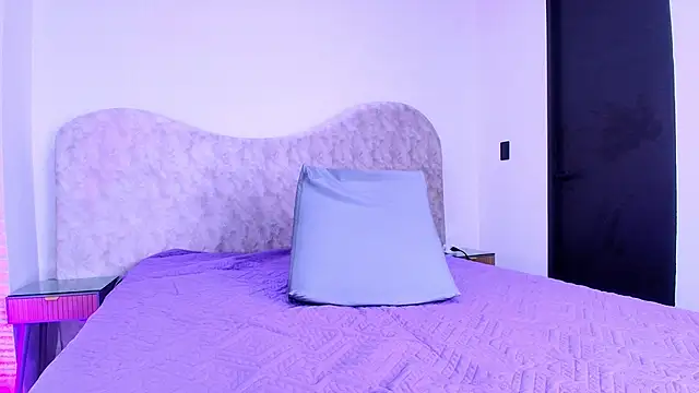 Snapshot of shelsyloreds chatting on November 20, 11:54 am shelsyloreds online show from November 20, 11:54 am