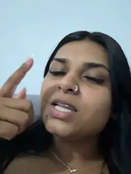 Snapshot of layla_amin chatting on November 2, 1:52 am layla amin online show from November 2, 1:52 am