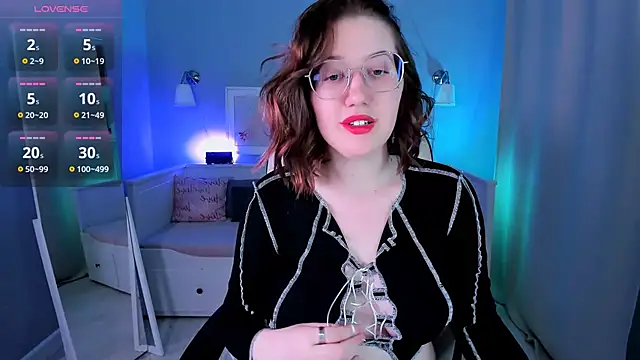 Snapshot of Charmy_Gracy chatting on November 13, 11:09 am Charmy Gracy online show from November 13, 11:09 am