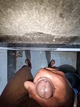 breejs online show from March 1, 7:08 am