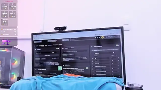 naty girl  online show from October 9, 12:36 pm