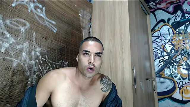 Justin Frank online show from October 22, 8:30 pm