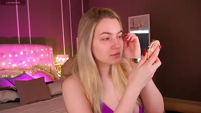 Snapshot of elinanortas chatting on February 20, 4:28 am elinanortas online show from February 20, 4:28 am