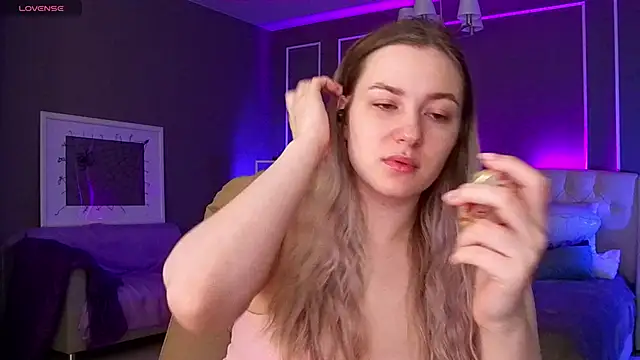 Snapshot of elinanortas chatting on November 5, 1:16 am elinanortas online show from November 5, 1:16 am