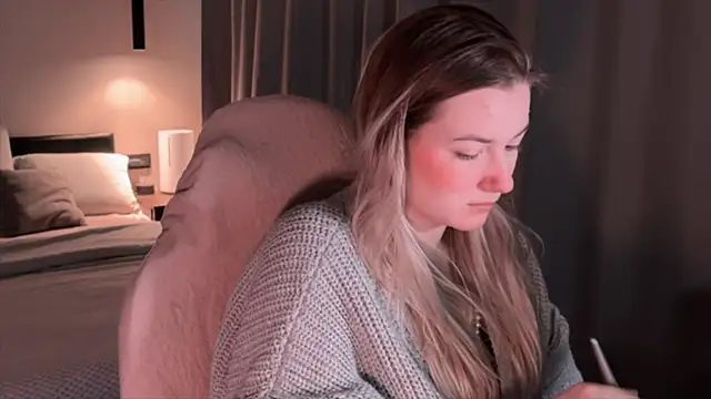 Snapshot of elinanortas chatting on November 29, 2:47 am elinanortas online show from November 29, 2:47 am