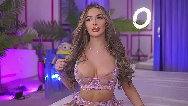 AshleySinn online show from January 4, 5:37 pm