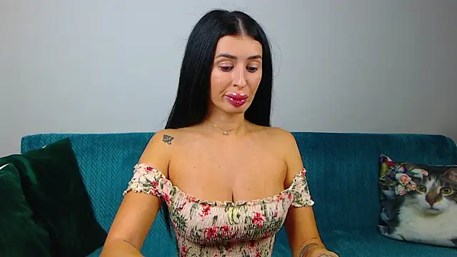 Snapshot of SaraDaisy chatting on September 26, 5:06 pm SaraDaisy online show from September 26, 5:06 pm