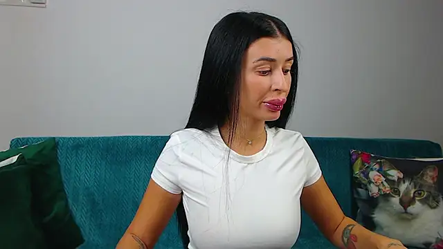 Snapshot of SaraDaisy chatting on September 30, 4:56 pm SaraDaisy online show from September 30, 4:56 pm