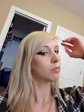 AmethystFoxx online show from September 11, 5:57 pm