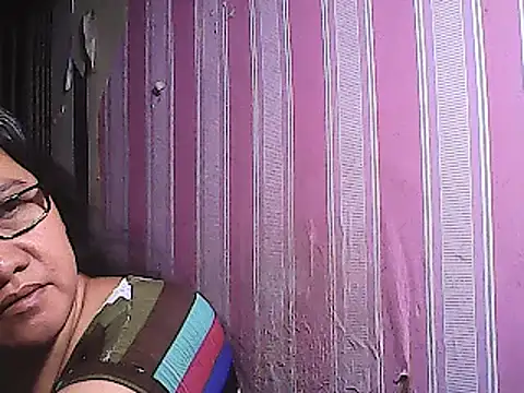 sweetsosie18 online show from March 17, 5:16 pm