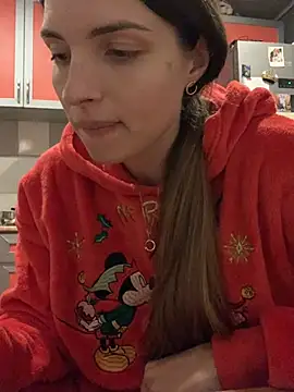 SeducingYoghourt online show from December 18, 3:00 pm