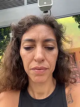 amanilouve online show from March 1, 4:37 am