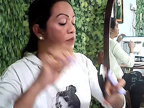 yummy 21xxx online show from September 22, 2:52 pm