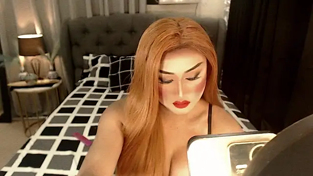 MISTRESS OF EVILCUMxx online show from September 27, 3:50 pm