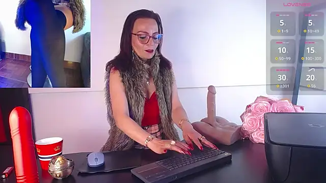 Miss ellien online show from September 17, 3:30 am