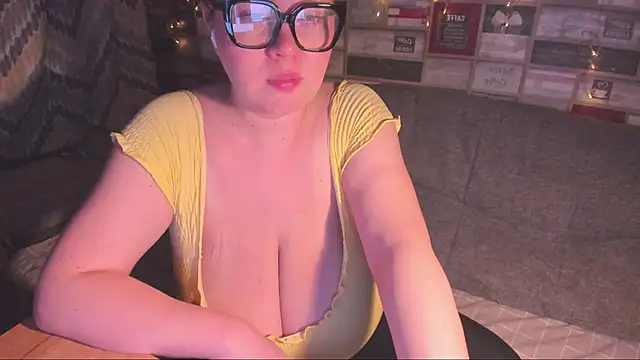 VickyBoobs online show from November 29, 6:33 pm