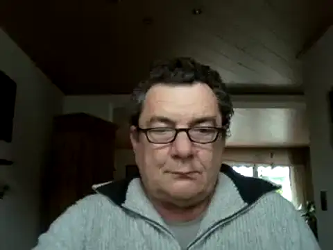 Snapshot of Nobbie444 chatting on November 25, 12:16 pm Nobbie444 online show from November 25, 12:16 pm