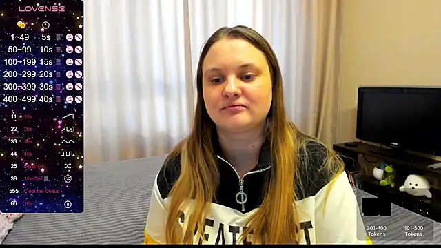 Snapshot of AlanaBrox chatting on February 28, 1:14 pm AlanaBrox online show from February 28, 1:14 pm