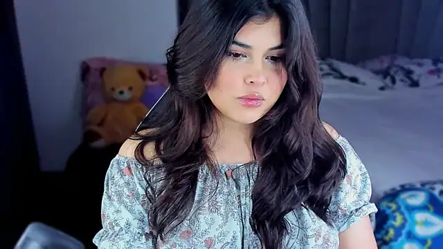 Alyaa s online show from January 4, 4:12 am