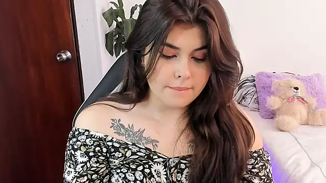 Alyaa s online show from March 2, 2:21 pm