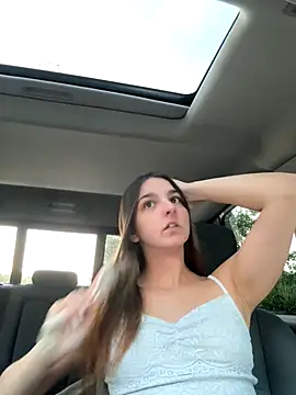 Snapshot of DoriDeluxe66 chatting on September 12, 5:57 pm DoriDeluxe66 online show from September 12, 5:57 pm