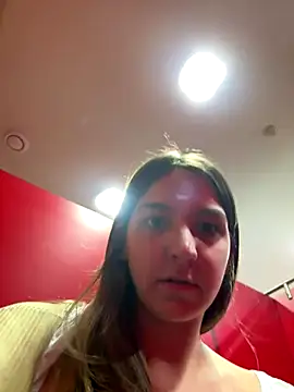 Snapshot of DoriDeluxe66 chatting on October 1, 9:26 am DoriDeluxe66 online show from October 1, 9:26 am